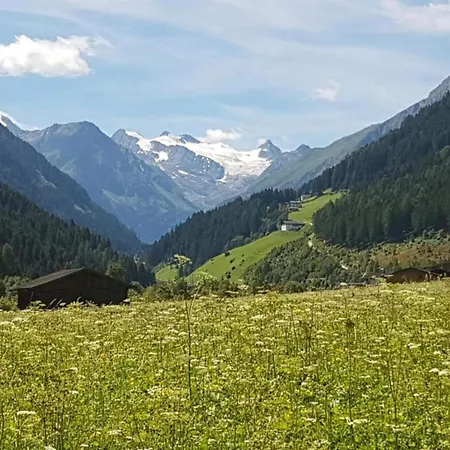 In Stubai Valley With Balcony Appartement